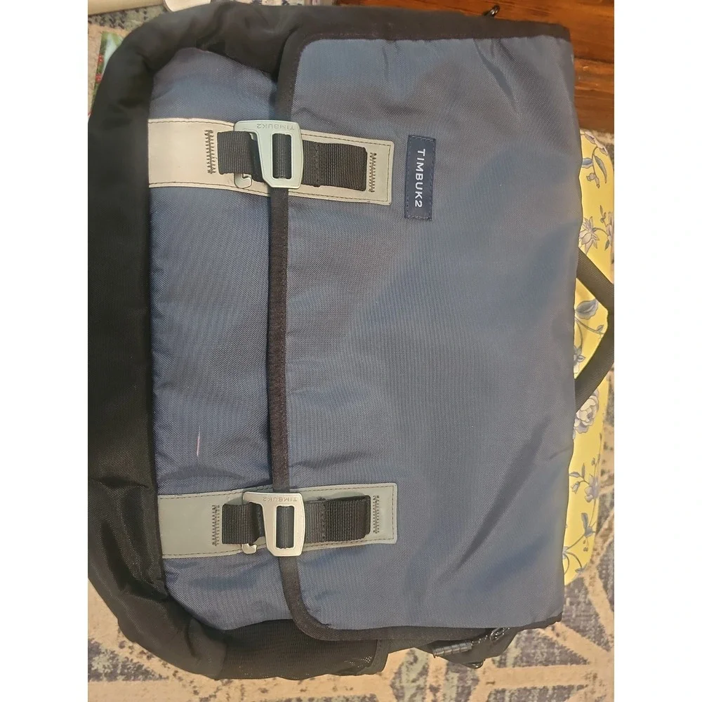 Timbuk2 CROSSBODY Medium San Francisco Blue COMMAND MESSENGER - DISCONTINUED